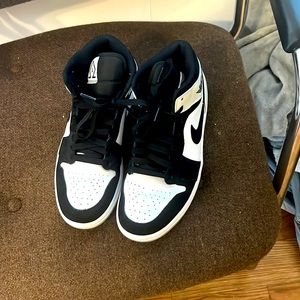 Jordan diamond 1’s